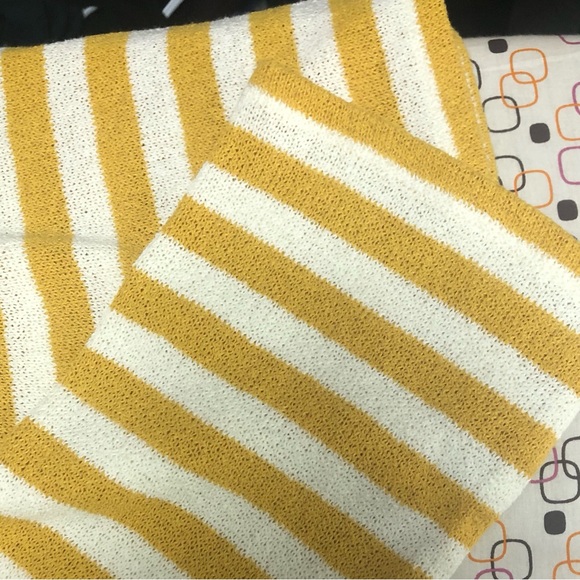 H&M Yellow / White Stripe Long Sleeve Wide Neck Lightweight Sweater - Picture 8 of 8